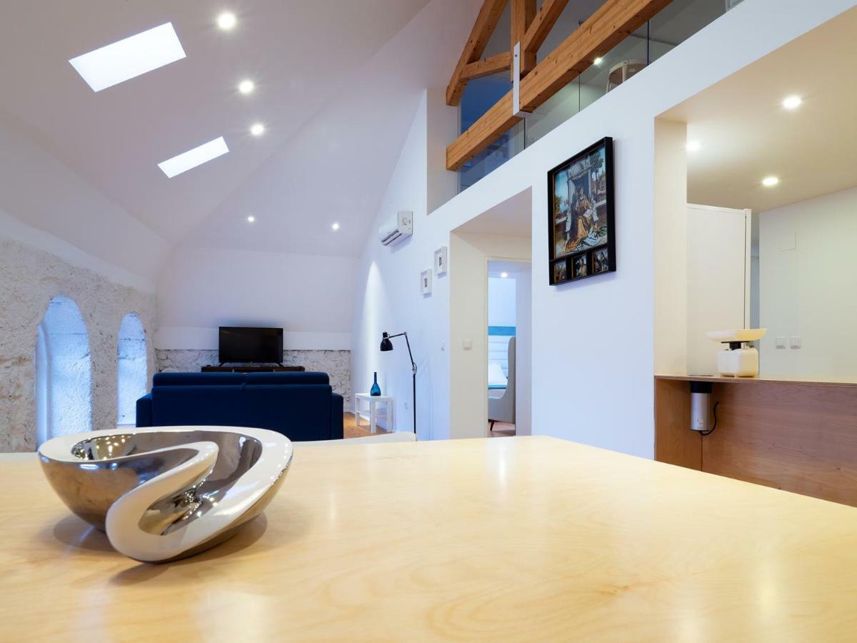 Apa M - Loft Guesthouse Jardim Das Maes Charming วีเซว ภายนอก รูปภาพ